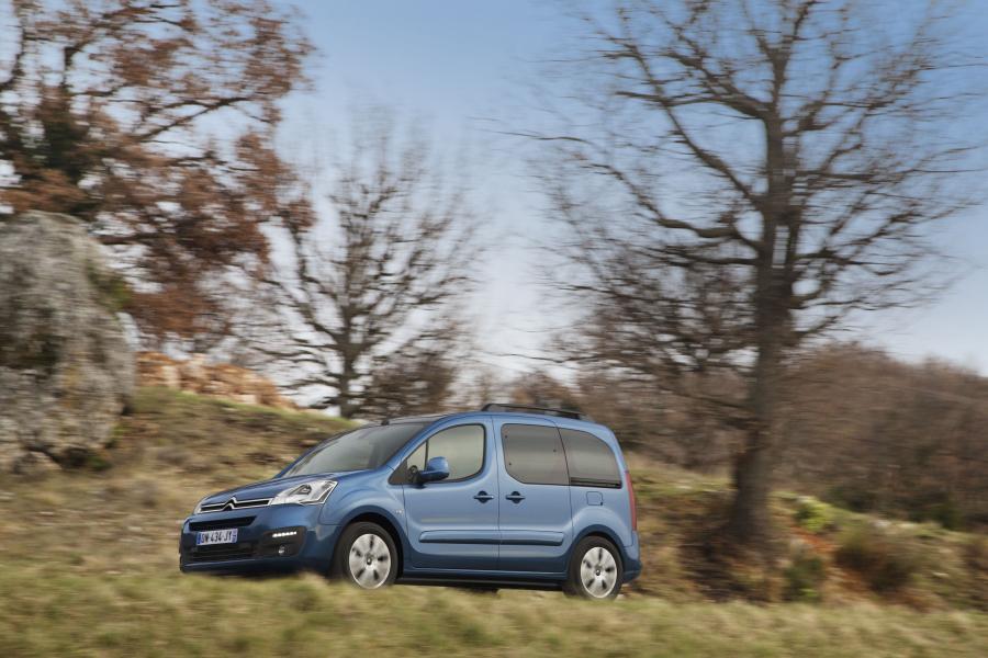  Citroen Berlingo Multispace 2015 года  (фото 17 из 22)